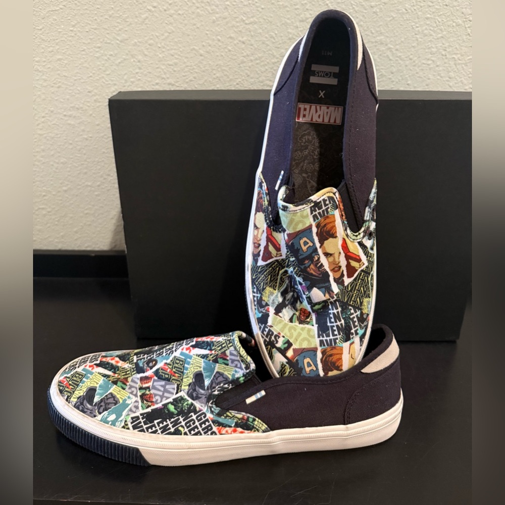 Toms X Marvel Avenger Baja Mens Slip-On Sneakers. Limited Edition. Men Size 11.